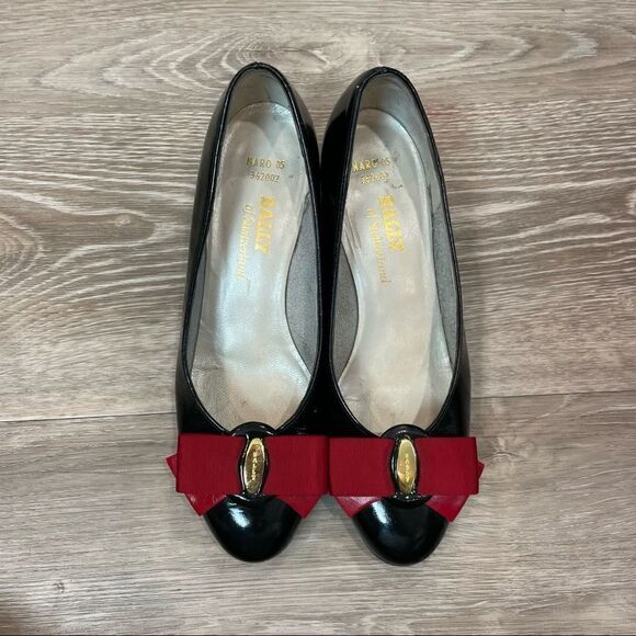 Bally of Switzerland Patent Leather Pumps - Picture 3 of 13